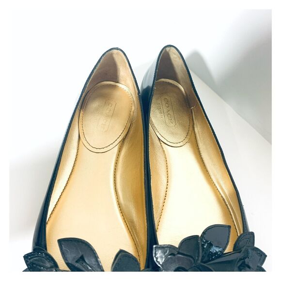 Coach 6.5 Black Patent Leather Flats Floral Toe Chrisann - Picture 6 of 6